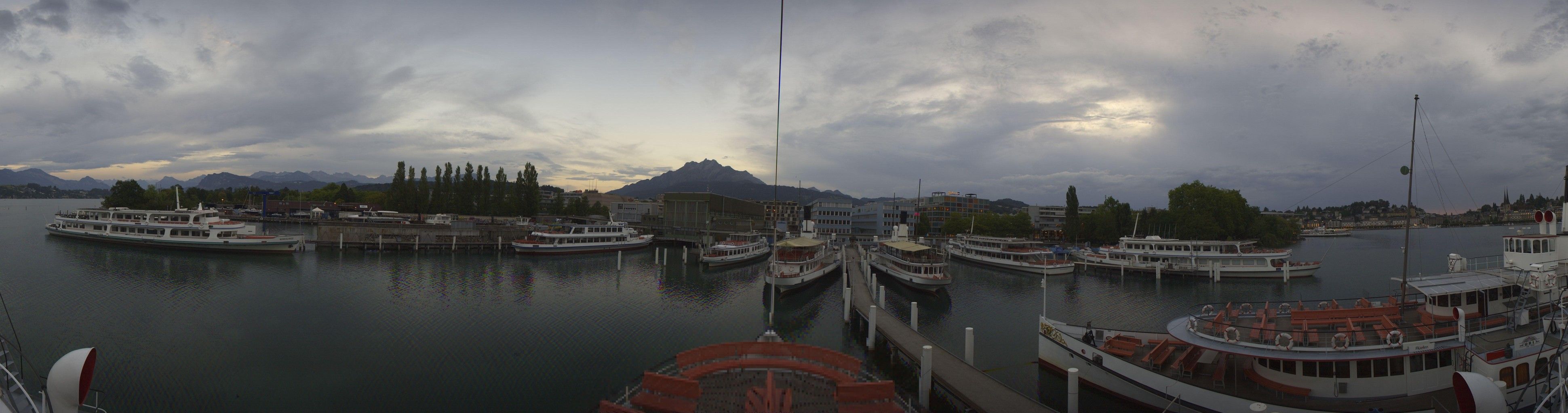 Luzern: Dampfschiff Stadt
