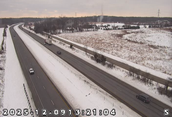 Traffic Cam Cedar Canyons: I-69: 1-069-321-9-2 ALLEN/DEKALB COUNTY LINE