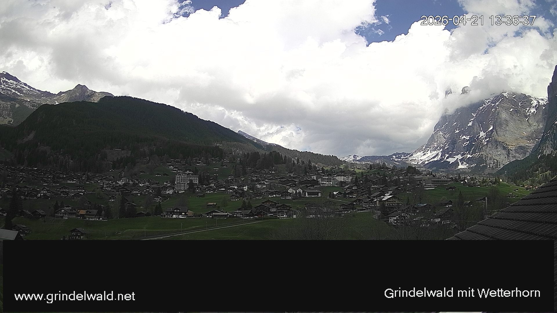 Grindelwald › Nordosten: Grindelwald - Dorf - Wetterhorn