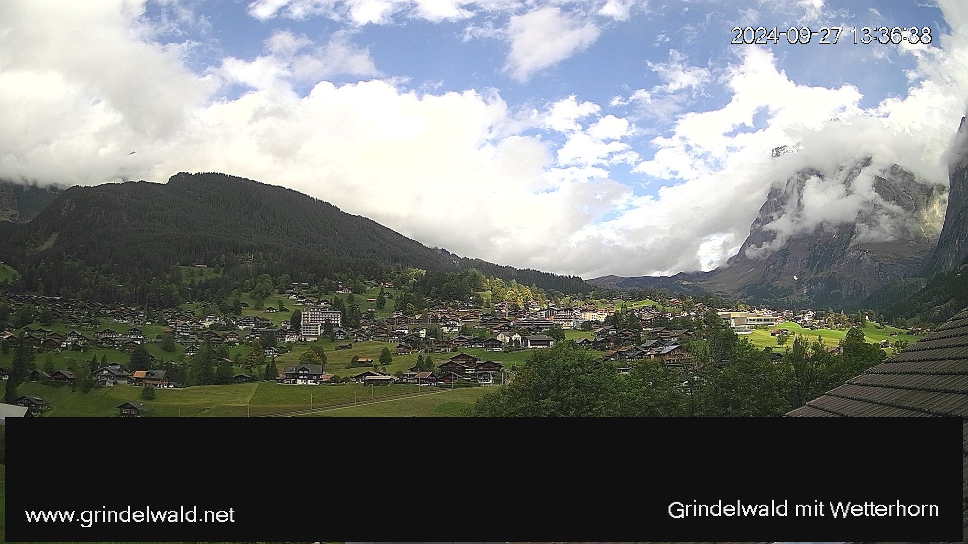 Grindelwald: Grindelwald - Dorf - Wetterhorn