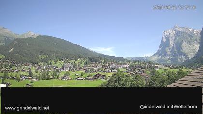 Grindelwald: Grindelwald - Dorf - Wetterhorn