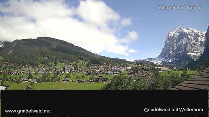 Grindelwald: Grindelwald - Dorf - Wetterhorn