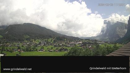 Grindelwald: Grindelwald - Dorf - Wetterhorn