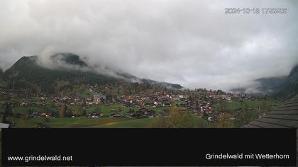 Grindelwald: Grindelwald - Dorf - Wetterhorn