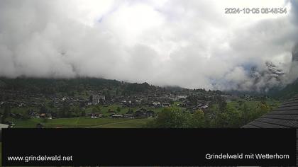 Grindelwald: Grindelwald - Dorf - Wetterhorn