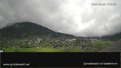 Grindelwald: Grindelwald - Dorf - Wetterhorn