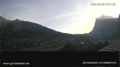 Grindelwald: Grindelwald - Dorf - Wetterhorn