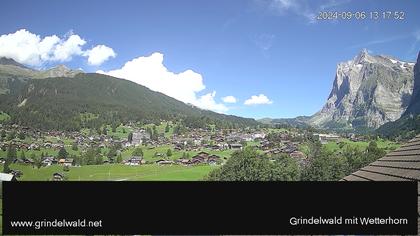 Grindelwald: Grindelwald - Dorf - Wetterhorn