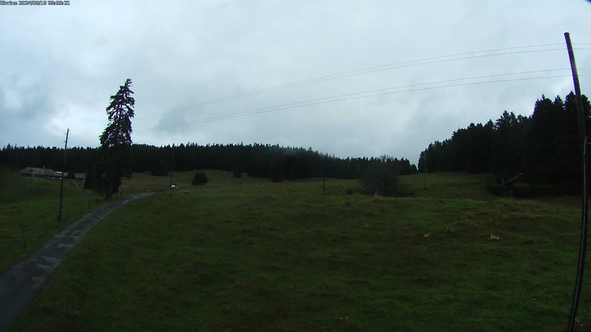 Saint-Cergue: La Trélasse - Col de la Givrine - Jura vaudois Natural Regional Park