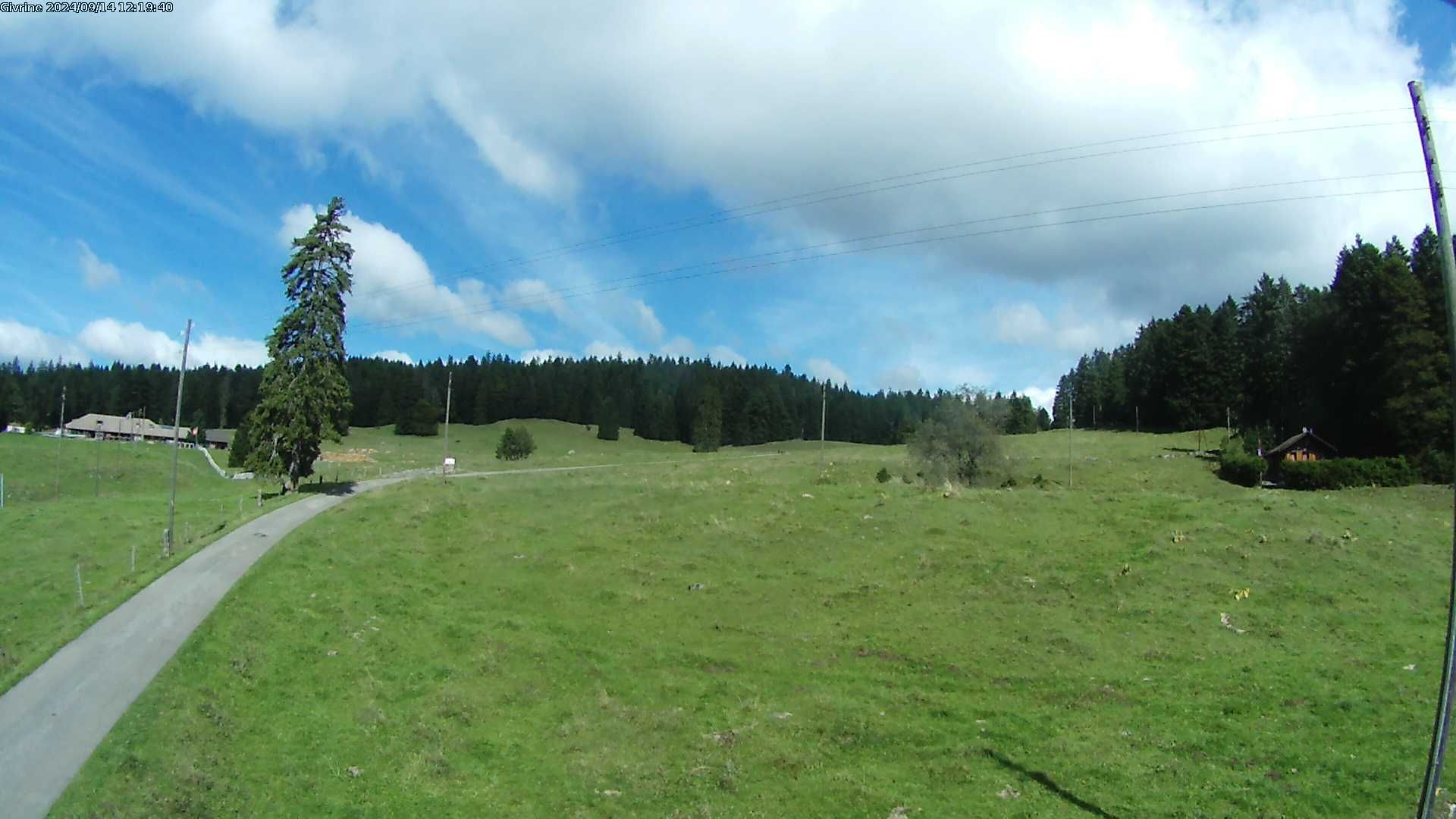 Saint-Cergue: La Trélasse - Col de la Givrine - Jura vaudois Natural Regional Park