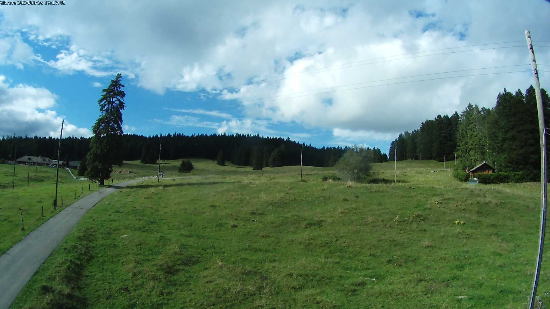 Saint-Cergue: La Trélasse - Col de la Givrine - Jura vaudois Natural Regional Park