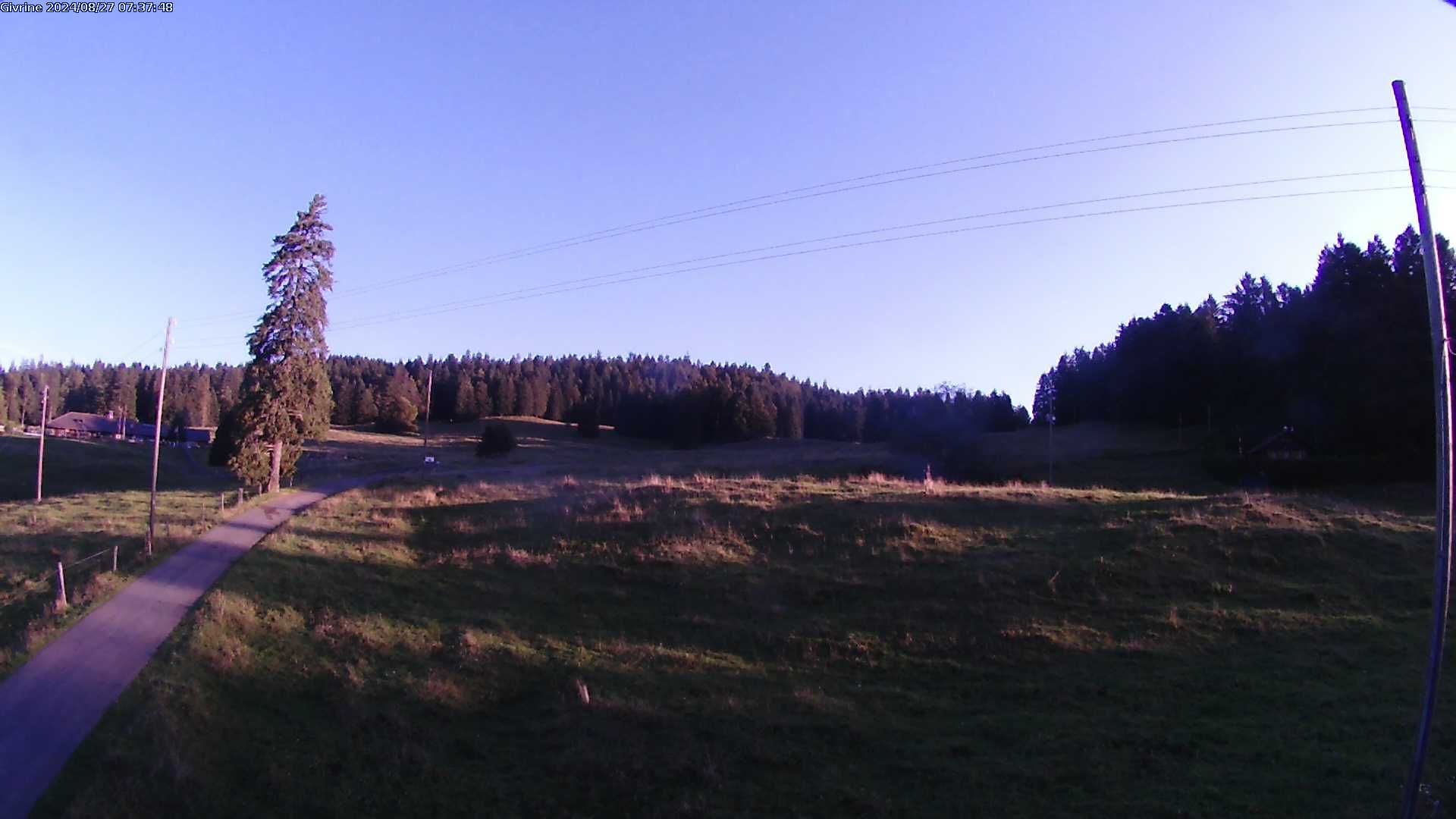 Saint-Cergue: La Trélasse - Col de la Givrine - Jura vaudois Natural Regional Park