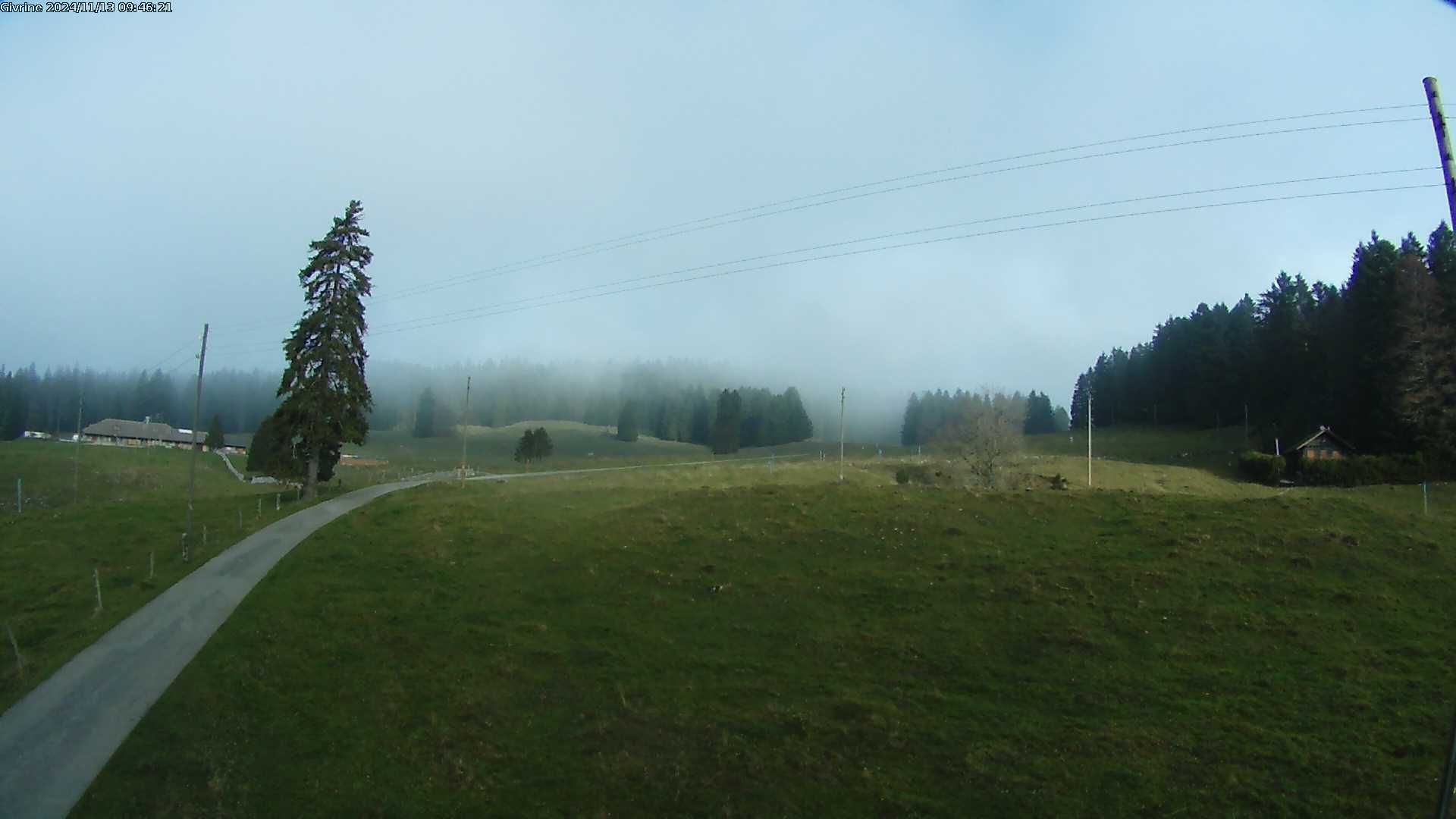 Saint-Cergue: La Trélasse - Col de la Givrine - Jura vaudois Natural Regional Park