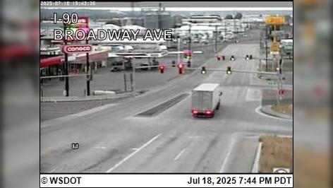 Traffic Cam Liberty Lake: I-90 at MP 286.2: Broadway Ave