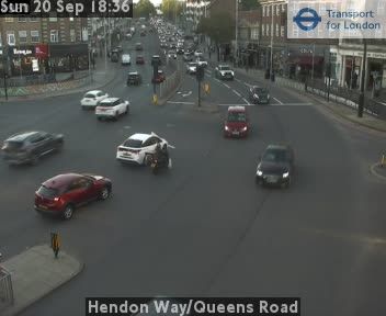 Traffic Cam London: Hendon Way/Queens Road