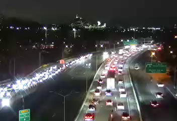 Traffic Cam Manhattan Community Board 10 › North: I-87 at Macombs Dam Bridge