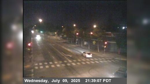 Traffic Cam Berkeley › South: T252N -- SR-123 : Ashby Avenue - Looking North