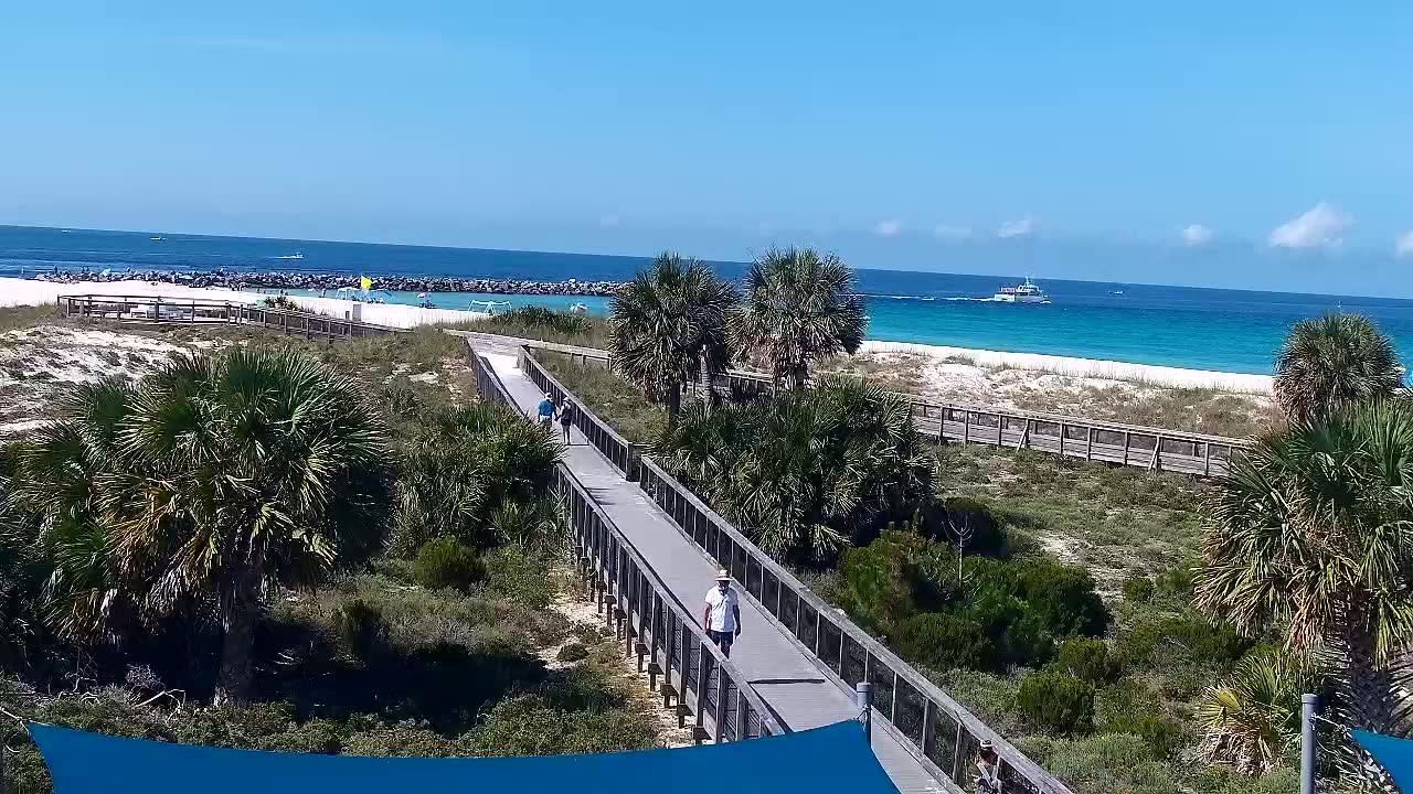Traffic Cam Upper Grand Lagoon