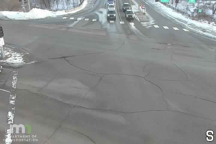 Traffic Cam Medina: T.H.55 WB @ Sioux Tr