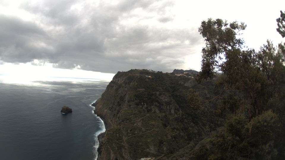 São Jorge durante o dia