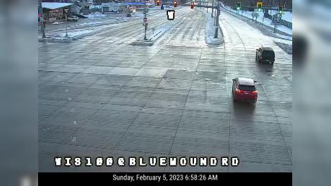 Traffic Cam Wauwatosa: WIS 100 at Bluemound Rd