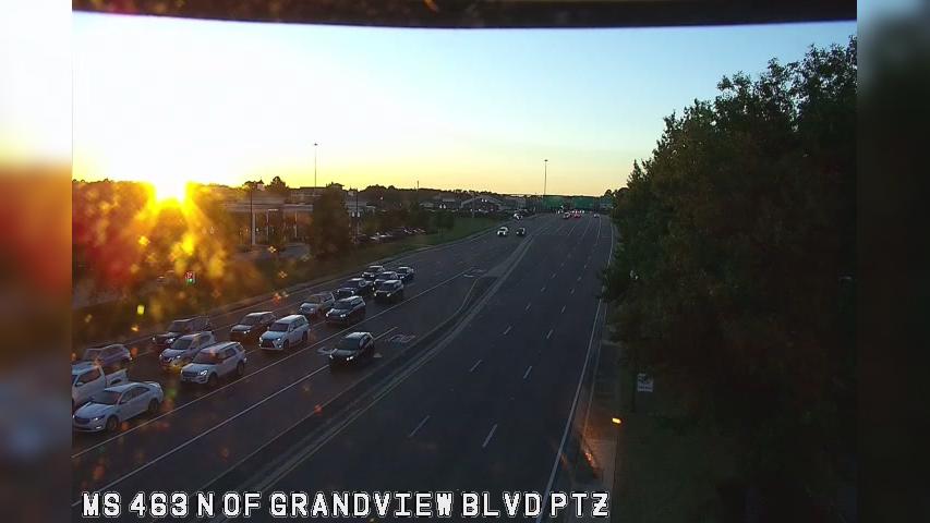 Traffic Cam Madison: MS 463 at Grand View Blvd