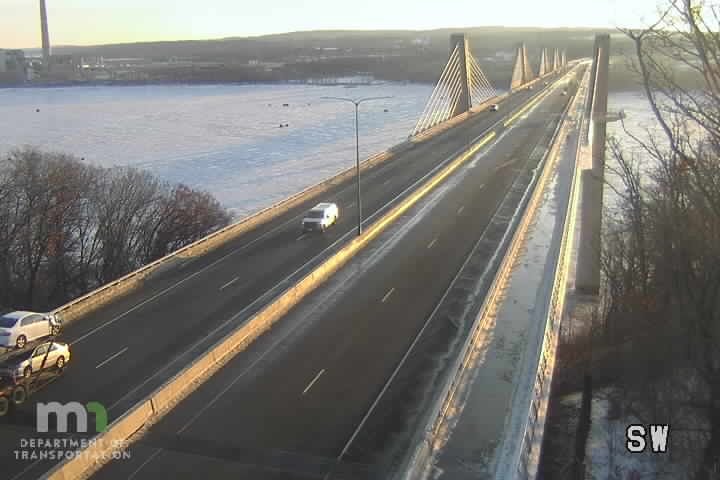 Traffic Cam Oak Park Heights: MN 36: T.H.36 WB @ WI T.H.
