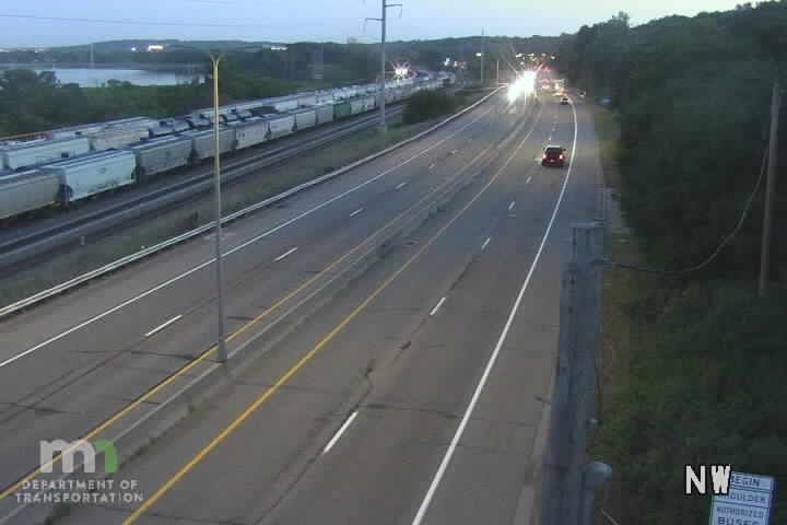Traffic Cam St. Paul: US 10: T.H.61 NB @ Highwood Ave