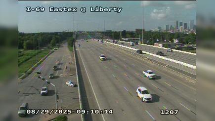 Traffic Cam Houston › South: I-69 Eastex @ Liberty