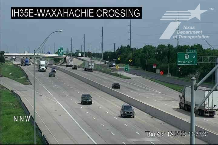 Traffic Cam Waxahachie › North: I-35E - Crossing