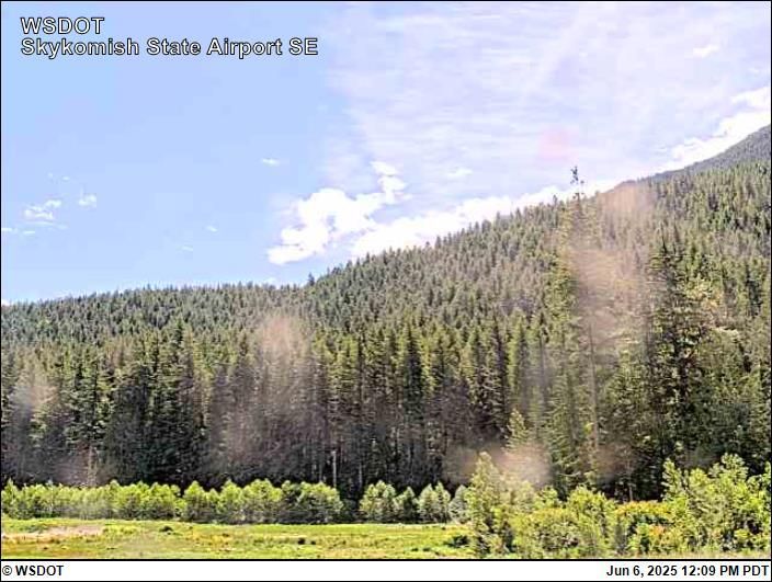 Traffic Cam Skykomish › East: State Airport Southeast