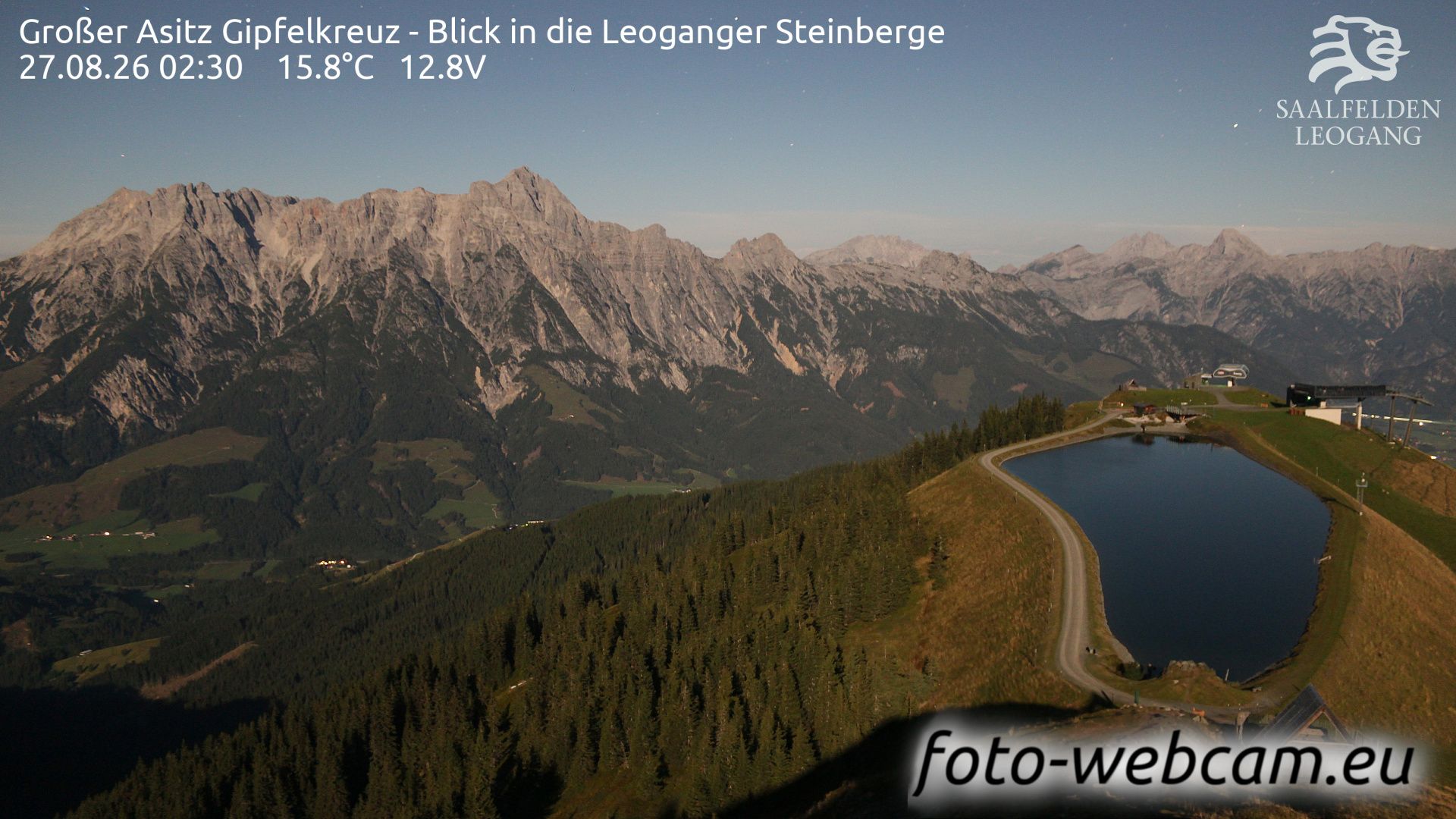 Traffic Cam Leogang: Großer Asitz Gipfelkreuz - Blick in die Leoganger Steinberge