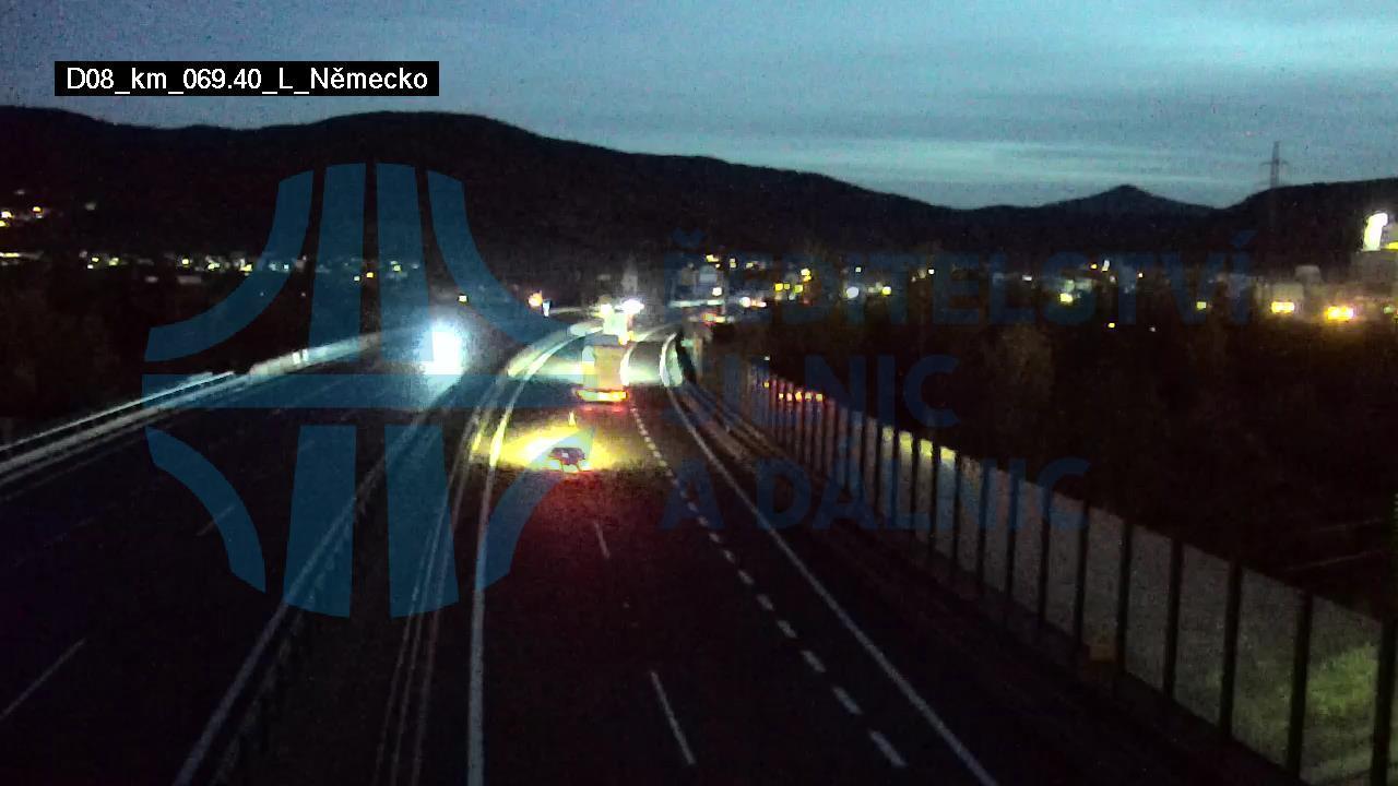 Traffic Cam Trmice › South: D8 - Koštov - Hostovice