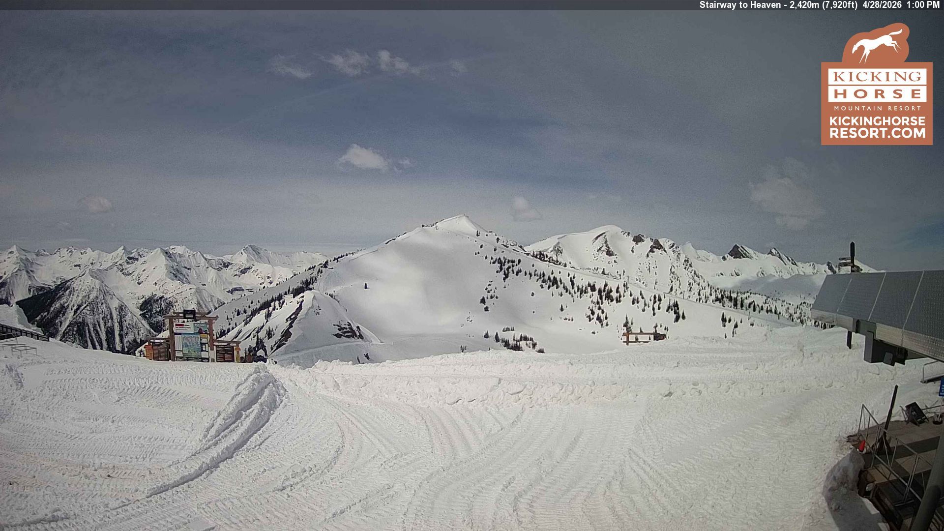 Traffic Cam Golden › West: Stairway To Heaven Chairlift - Top