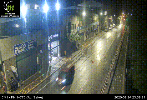Traffic Cam Andorra la Vella: CG1 - PK 1+776 (av. Salou) - 988 metres
