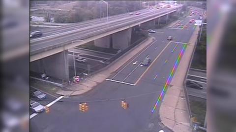 Traffic Cam Windsor: CAM - I-91 NB Rt. 218 (Putnam Hwy.) - I-91 NB Exit 35B