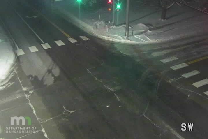 Traffic Cam Oakdale: T.H.120 NB @ 40th St WB