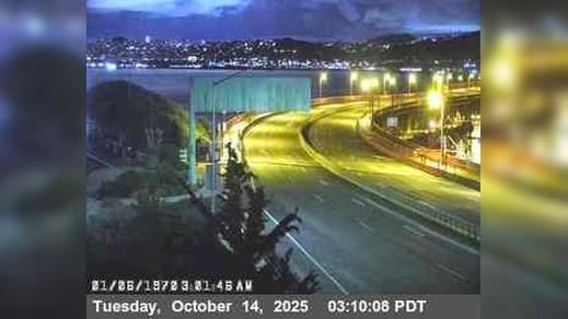 Traffic Cam Sausalito › North: TVE70 -- US-101 : AT BOWERS VISTA POINT