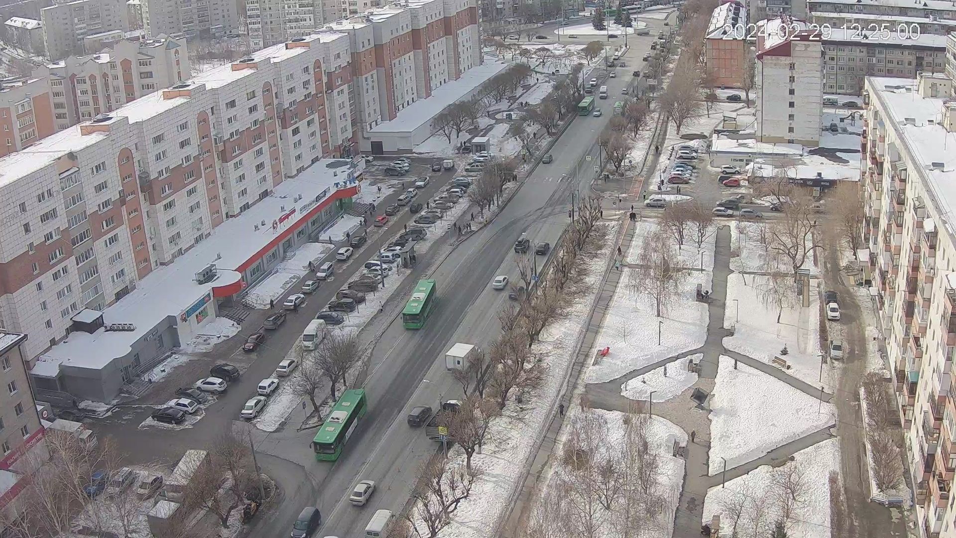 Traffic Cam Tyumen: Сквер Болгаро-Советской дружбы