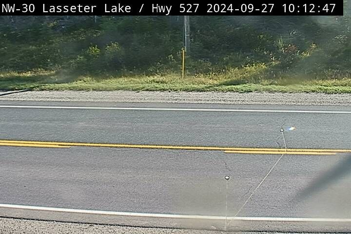 Traffic Cam Unorganized Thunder Bay District: Highway 527 near Lasseter lake