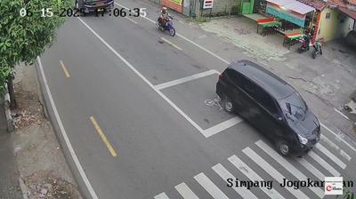 Yogyakarta Traffic Watch: Jalan Parangtritis