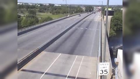 Traffic Cam Philadelphia: PASSYUNK AVE BRIDGE