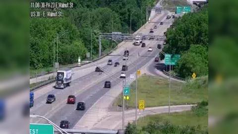 Traffic Cam Country Club Heights: US 30 @ PA 23 WALNUT ST EXIT