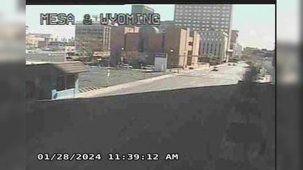 Traffic Cam Downtown Historic District › West: SH-20/Mesa @ Wyoming