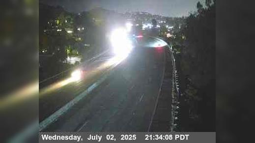 Traffic Cam Oakland › East: TVA93 -- I-580 : AT JWO 106th Ave OC