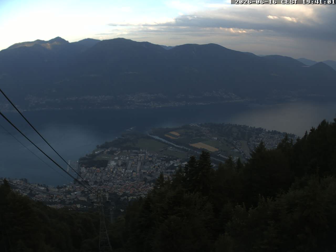 Locarno › Süden: Ascona - Parco delle Camelie - Langensee