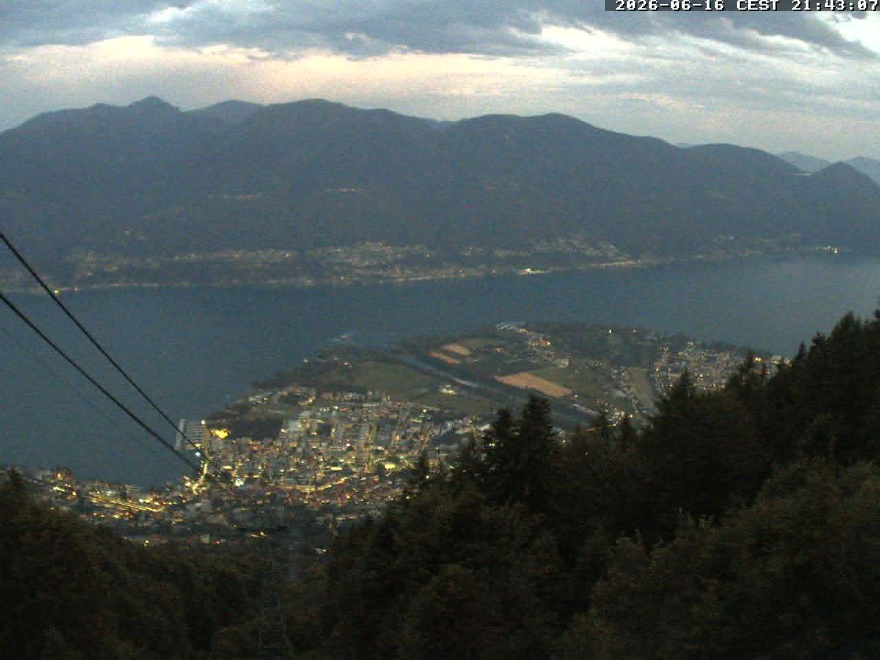 Locarno › Süden: Ascona - Parco delle Camelie - Langensee