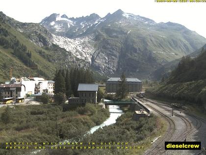 Obergoms: Gletsch mit dem Bahnhof der Dampfbahn Furka-Bergstrecke