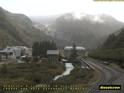 Obergoms: Gletsch mit dem Bahnhof der Dampfbahn Furka-Bergstrecke