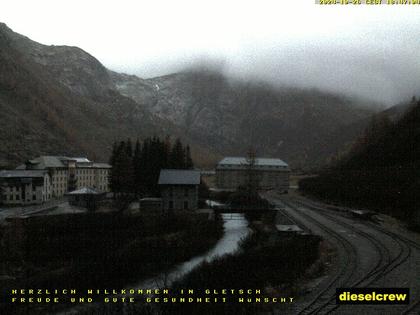 Obergoms: Gletsch mit dem Bahnhof der Dampfbahn Furka-Bergstrecke